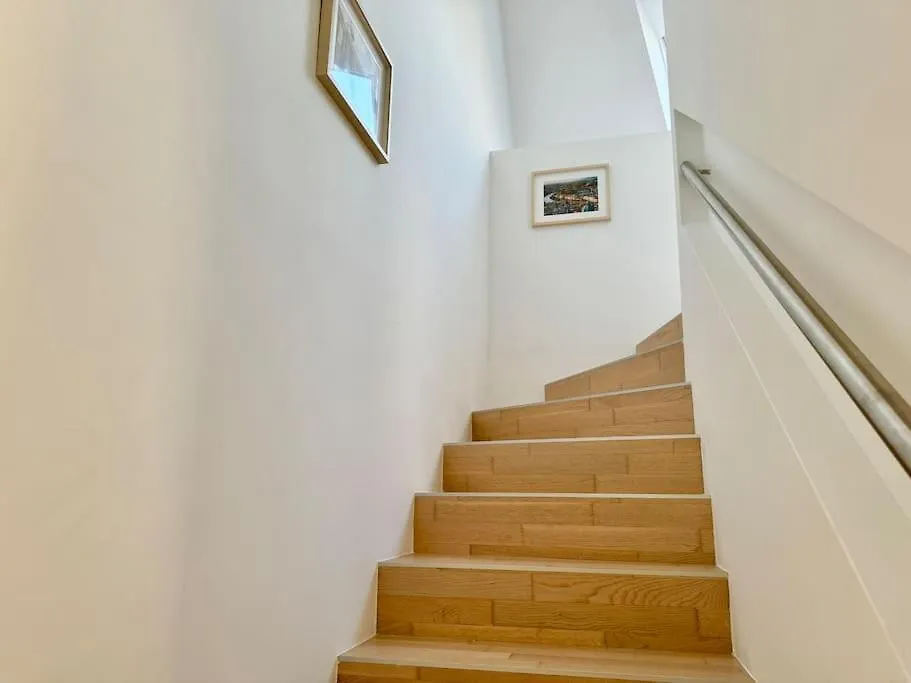 Bright Maisonette With Garden Apartment Vienna